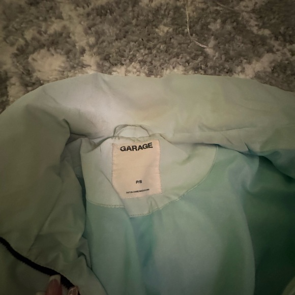 garage puffy jacket size S - Picture 2 of 6